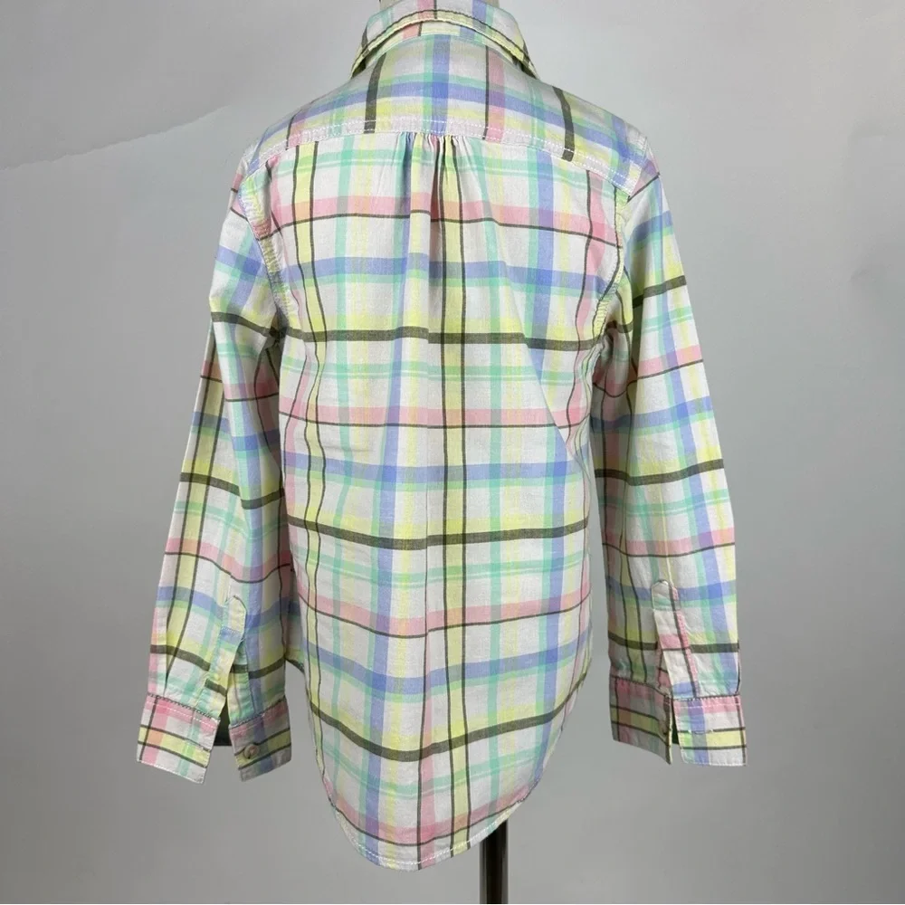 Cat & Jack plaid collared button down shirt in spring colors - size 6/6x